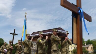Foto de Funerais de soldados, nosso maior desafio, diz sacerdote ucraniano