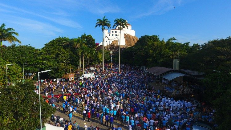 Romaria dos homens encerra homenagens a Nossa Senhora da Penha 