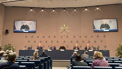 Vaticano: “para devolver o sorriso aos pequenos”, a cúpula pelos direitos do menor